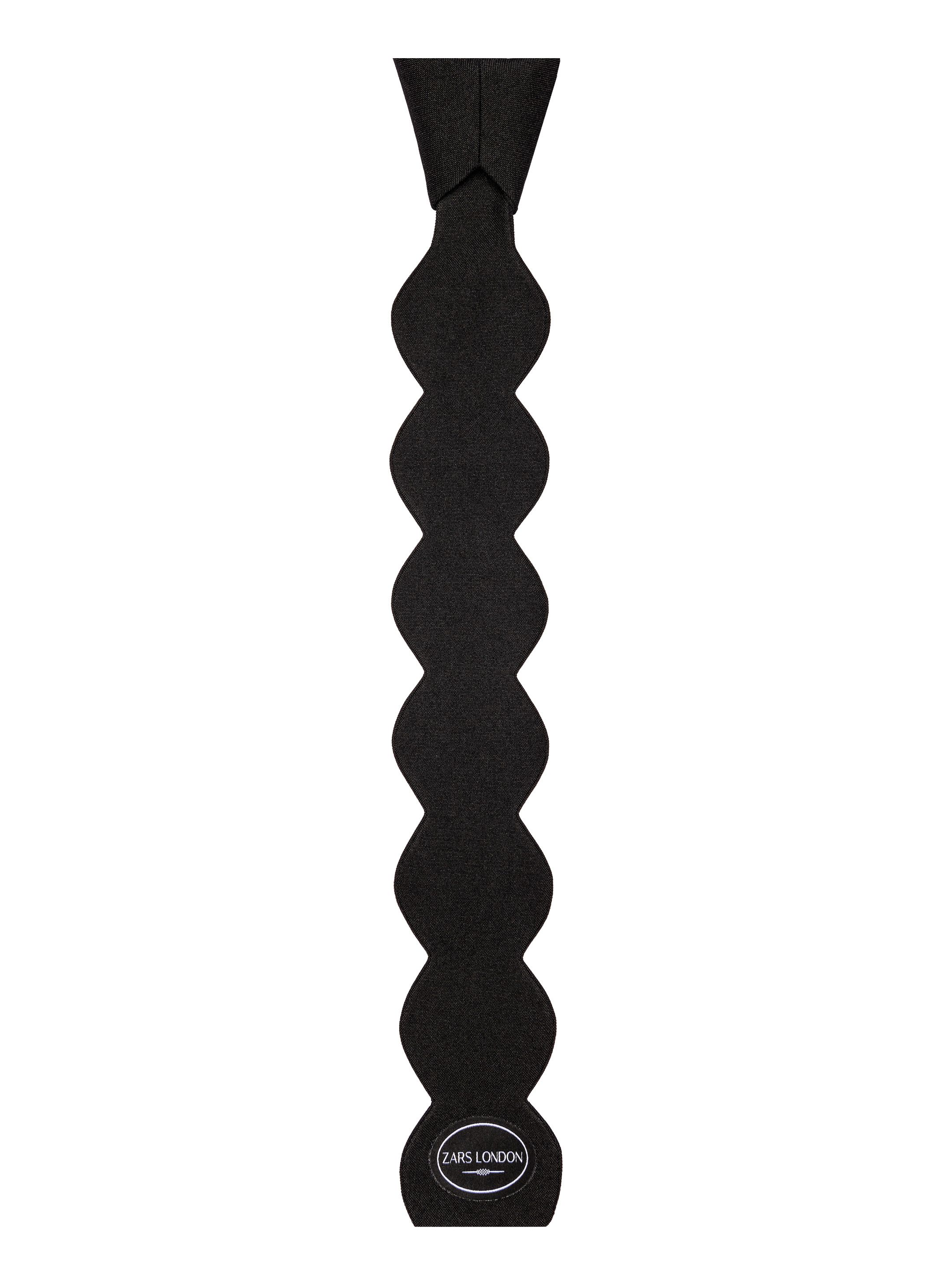 The Curve Tie